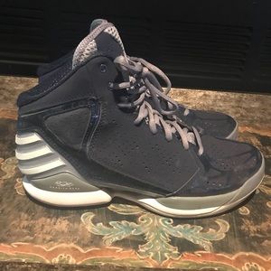 Derrick Rose Adidas Basketball Shoes